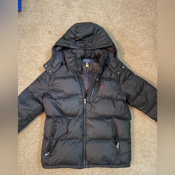 Slightly used Kids coat! Great condition - Picture 2 of 3